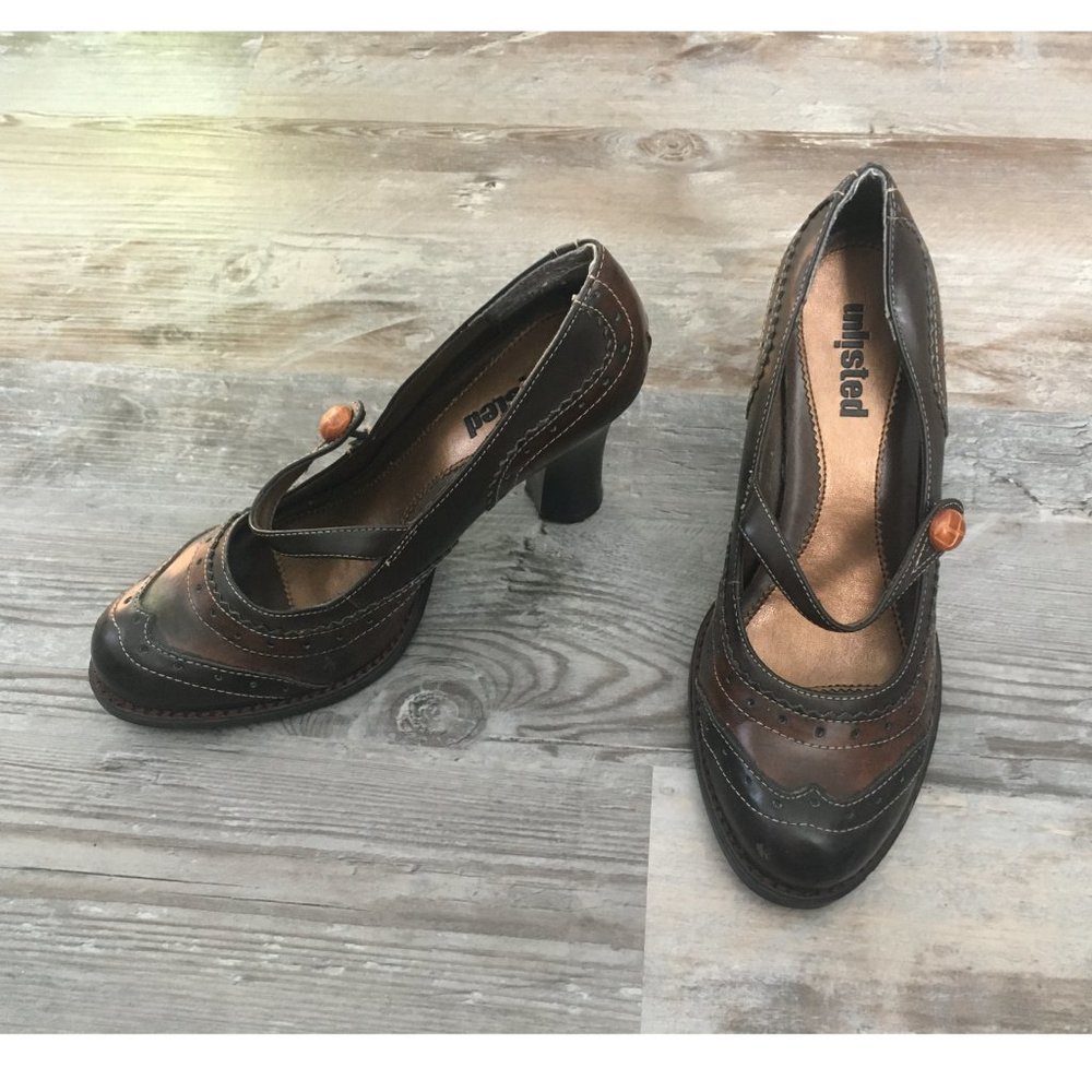 Brown heels (3.5 inches) with faux leather details from Unlisted (size 7.5)